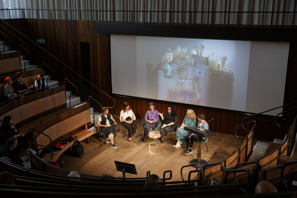 Home – Festival 2025