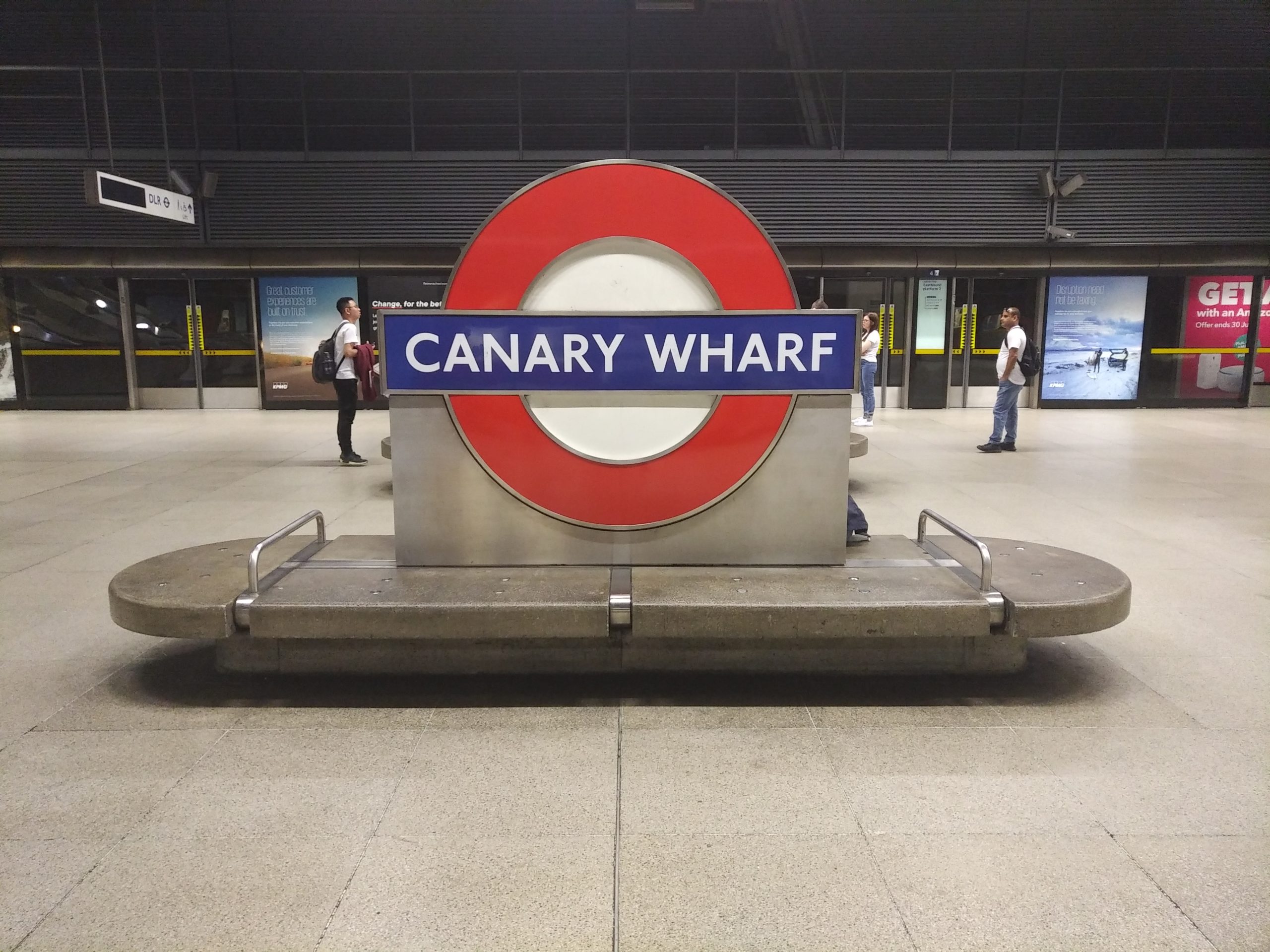 Canary Wharf: Jubilee Line Station